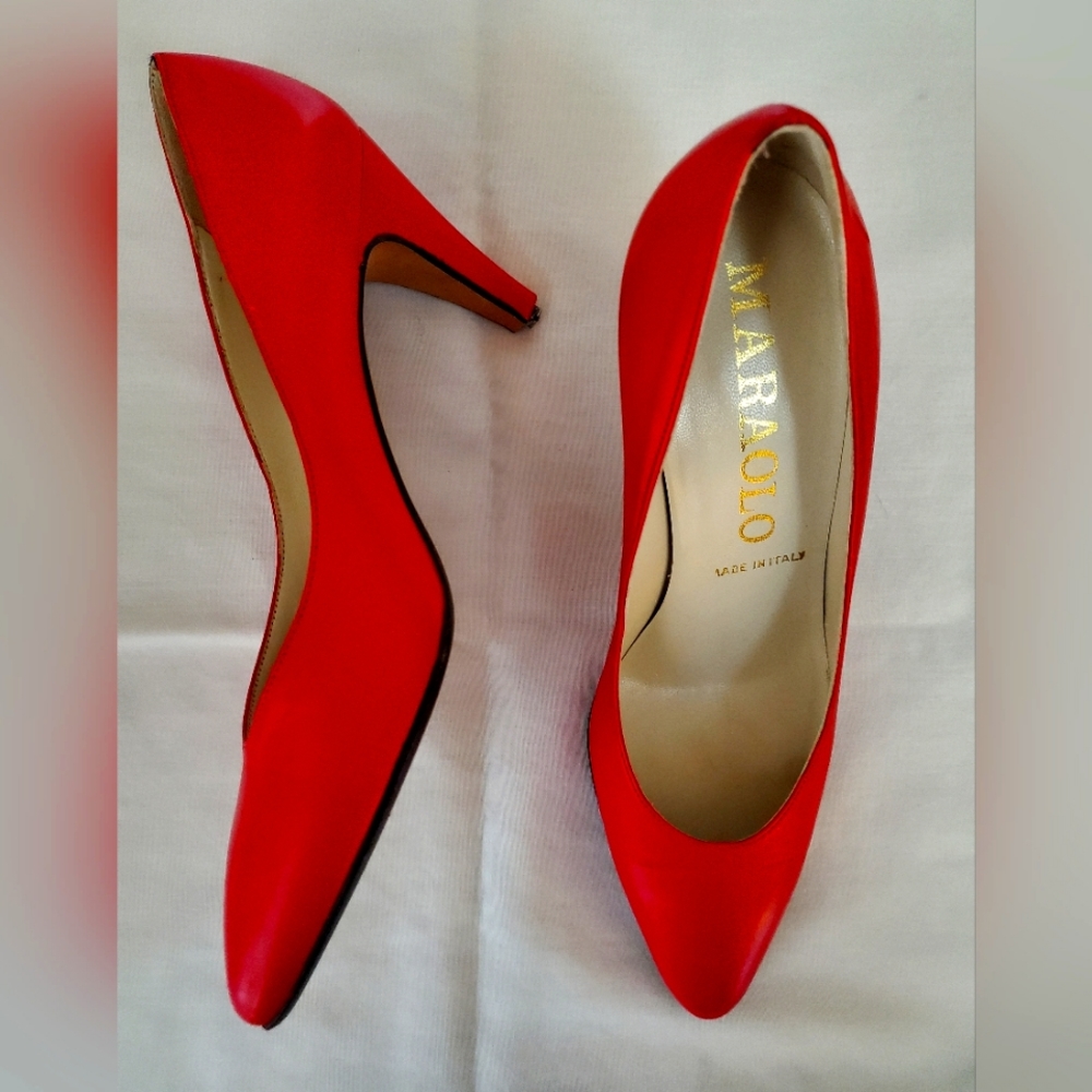 Red heels size 6B by Mario Maraolo